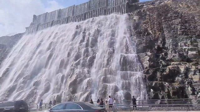 Фуджейра ноябрь 2021г ОАЭ красивый водопад смотреть онлайн