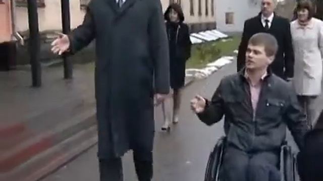 Аптеку в Череповце оборудовали пандусом смотреть онлайн