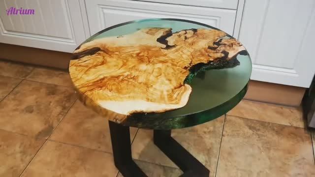 Round epoxy resin table with olive wood - resin. смотреть онлайн