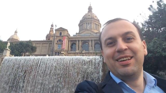 Вечер в Барселоне, Национальный музей искусств Каталонии смотреть онлайн