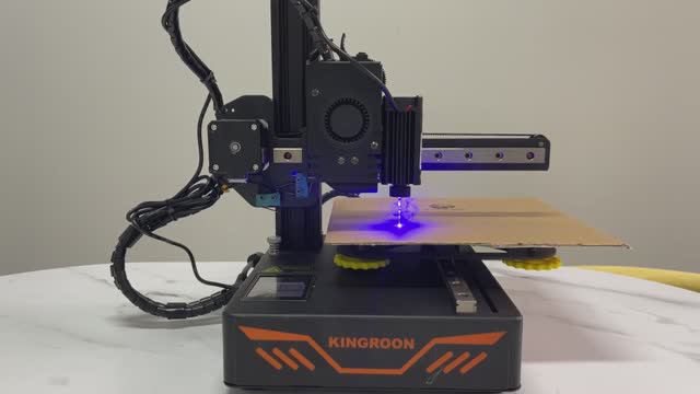 Установка и настройка лазерного модуля для 3d принтера KP3S 3.0 от Kingroon смотреть онлайн