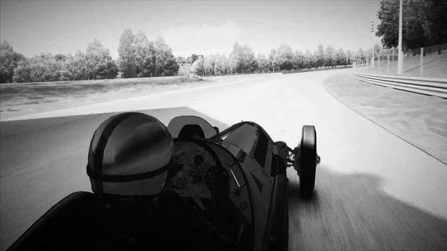F1 Old Monza | Juan Manuel Fangio Onboard Lap смотреть онлайн