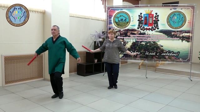 Адаптивная физкультура Тай-чи с веером смотреть онлайн
