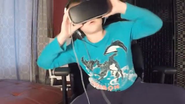 PolyRunner VR - VR Game смотреть онлайн