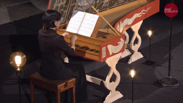 Rossella Policardo: Scarlatti Sonatas | Église Saint-Michel, Cordes-sur-Ciel (16/32) смотреть онлайн