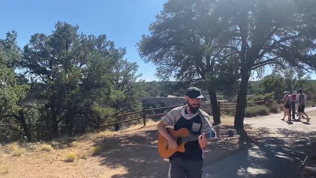 Aqui No es Asi, acoustic version cover, by Camelia Comets смотреть онлайн