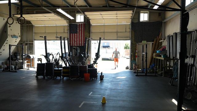 Hollyland Lark Max vs DJI vs Rode Wireless Go II - What is the best wireless mic set up? смотреть онлайн