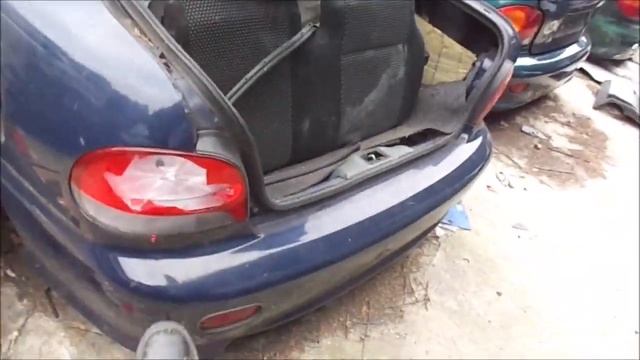 Invader Army / Ranger boots crush, stomp and destroy at car scrapyard смотреть онлайн