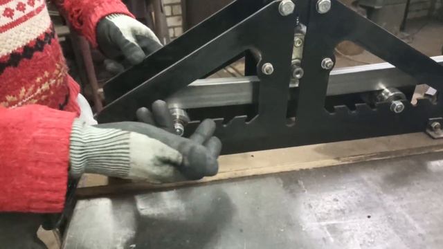 Трубогиб, принцип работы.