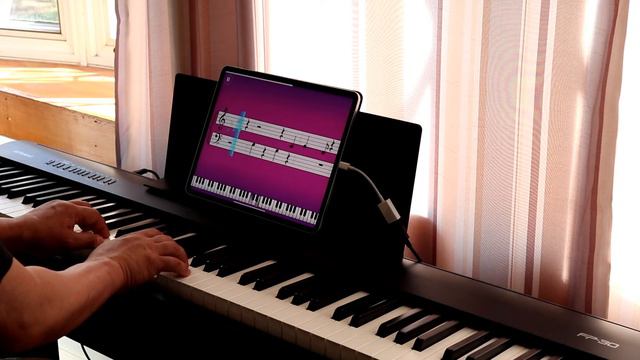 Simply Piano App on Roland Keyboard (3rd month) смотреть онлайн