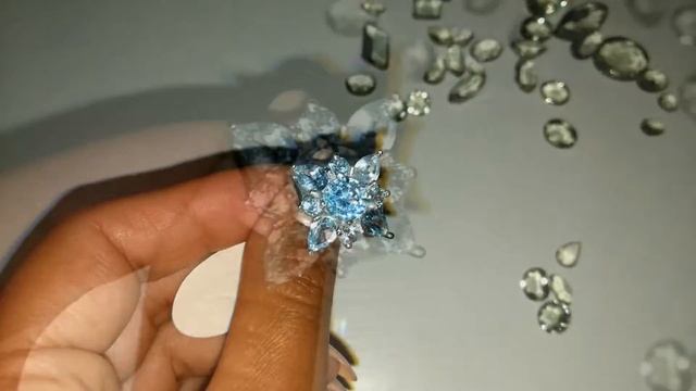 Кольцо с Голубыми Топазами / Blue Topaz Ring смотреть онлайн