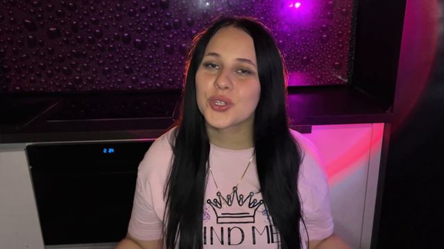 Пользователь просит социальную сеть и обещает за это деньги 💲? Обязательно посмотри это видео !