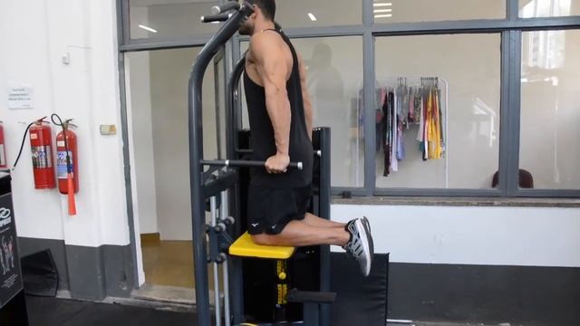 Triceps Paralelas No Graviton