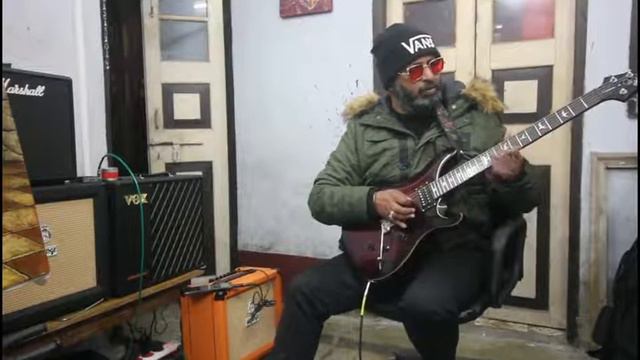 PRS CUSTOM SE... playing...High Gain Blues...An original composition смотреть онлайн