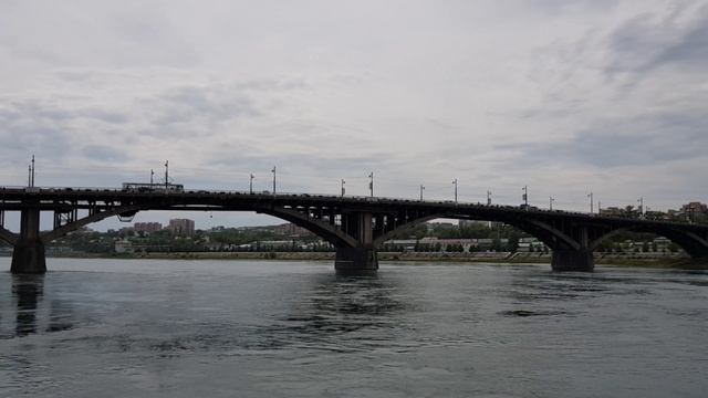 Водная прогулка по Ангаре в Иркутске летом 2019 года смотреть онлайн