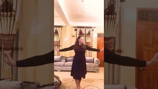 Комплексная разминка в восточном танце/ Bellydance warm up! смотреть онлайн