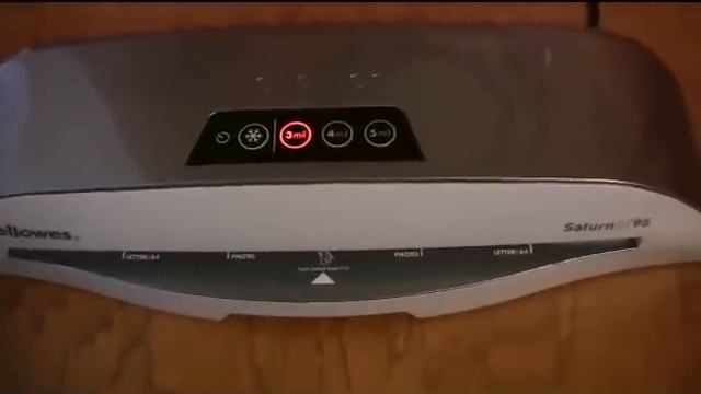 Fellowes Saturn 2 95 Laminating Machine смотреть онлайн
