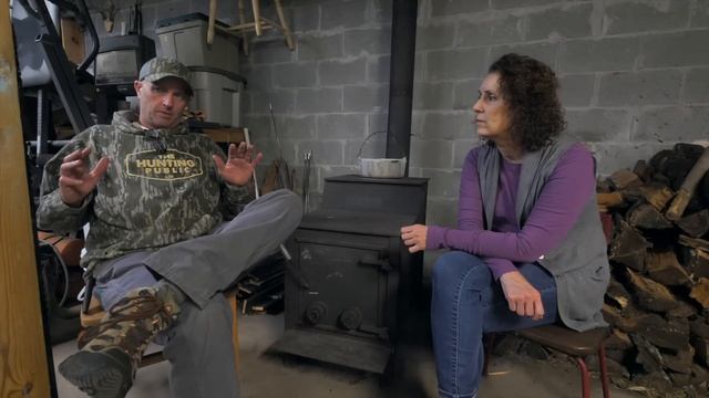 How to Build a Fire in a Woodstove & the First Fire of the Season смотреть онлайн