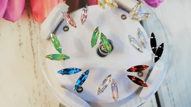 Стразы в цапах форма лодочка 4х15мм. смотреть онлайн