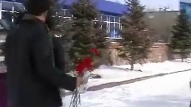 Поздравление женщин от имени лидера НП Алга В Козлова смотреть онлайн