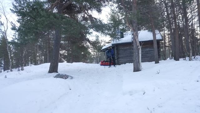 5 JOURS pour Survivre SEUL sur un Lac gelé en Laponie ( Lac Inari en Hiver ) смотреть онлайн