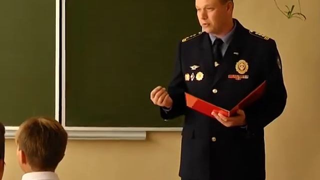 Копия видео "1 сентября в школе №1 04 09 2017 ТВ Дубна" смотреть онлайн