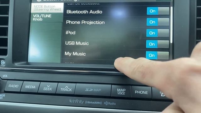 Как отключить не нужные функции с кнопки моде на руле Hyundai Elantra ad смотреть онлайн