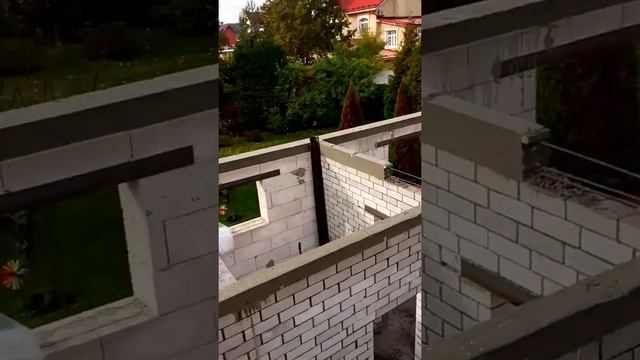 Плохой качестве цемент.