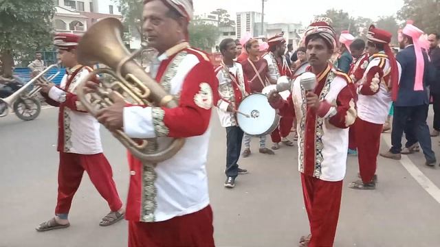 Jhoom barabar jhoom sharabi old song by Patel band umreth смотреть онлайн