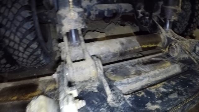 ?Разборка переднего моста и бортовой экскаватора HYUNDAI R-170?Замена реле поворотов??#18часть смотреть онлайн