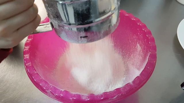 Печем витражное печенье по книге Холли Вебб смотреть онлайн