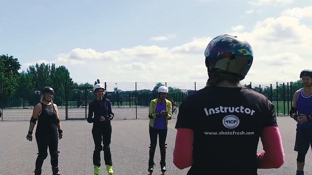3 wheels VS 4 wheels - inline skates experiment смотреть онлайн