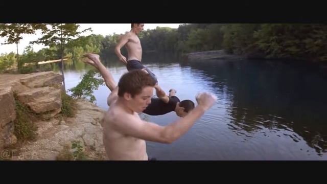 The Kings Of Summer смотреть онлайн