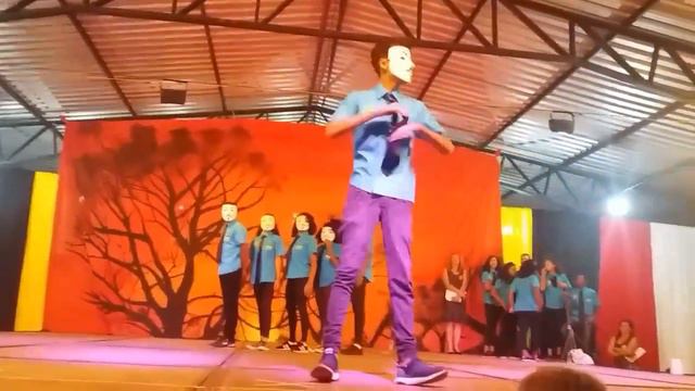 APRESENTAÇÃO CUTTING SHAPES AND SHUFFLE DANCE //Than Me (Lucky Luke Remake) смотреть онлайн