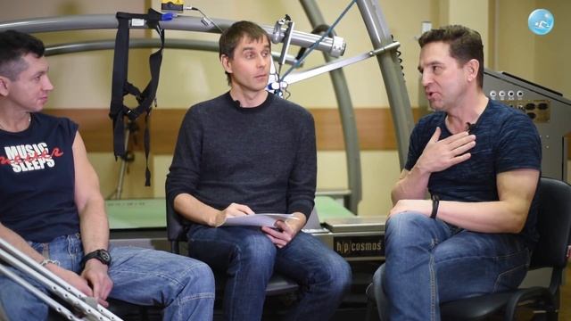 Как увеличить скорость плавания кролем при уменьшении объемов тренировок в 5 раз?! Научный подход!! смотреть онлайн