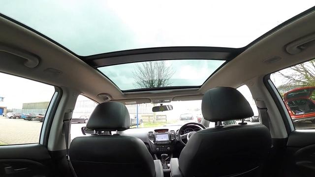 Kia Venga 1.6 4 Auto at Mantles Kia Royston смотреть онлайн