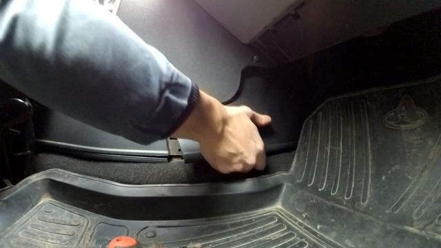 Где находится блок управления двигателем? смотреть онлайн