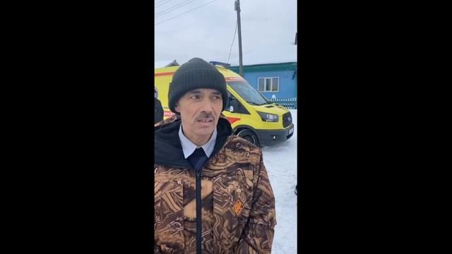 Жители Каишкуля в Тюменской области попросили Елену Малышеву построить дорогу. смотреть онлайн