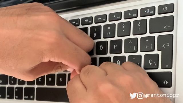 Reemplazo de teclas MacBook Pro смотреть онлайн