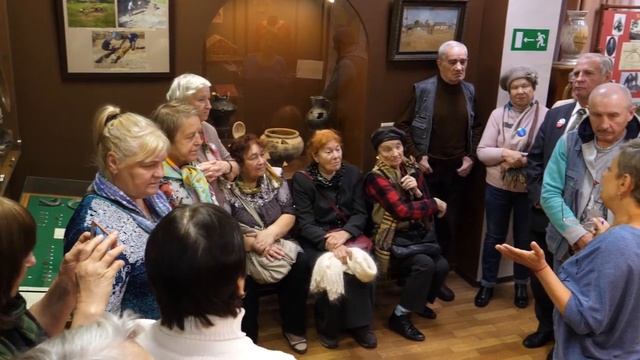 АКТИВНОЕ ДОЛГОЛЕТИЕ: РЕУТОВСКИЕ ПЕНСИОНЕРЫ ПОБЫВАЛИ С ЭКСКУРСИЕЙ В БАЛАШИХЕ 09.10.19 смотреть онлайн