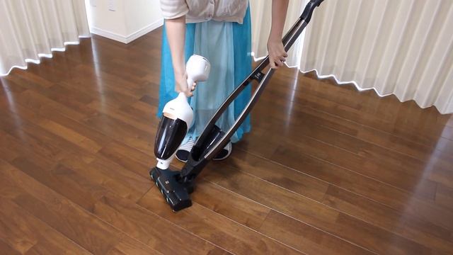 エレクトロラックス「Pure Q9」のハンドユニット着脱 смотреть онлайн