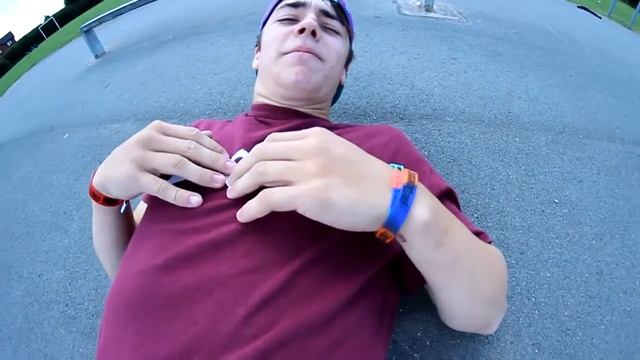 LG x JS - Broughton antics смотреть онлайн