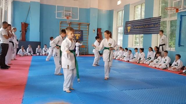 Сдаю экзамен на 5 кю по карате. Синий пояс я иду за тобой! смотреть онлайн