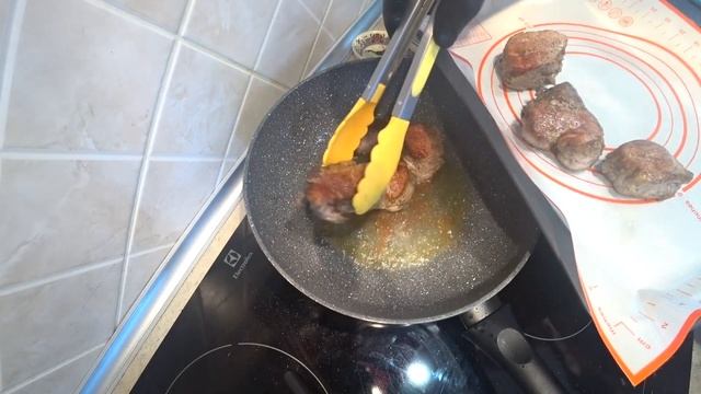 Идеальный ужин. Стейк из свиной вырезки со сливочно-грибным соусом. Это Prosto смотреть онлайн