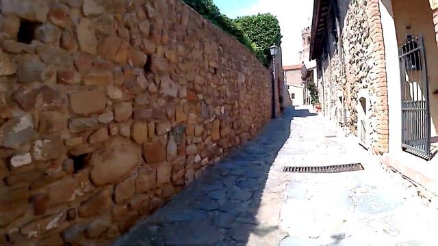 Castiglione della Pescaia 2019 смотреть онлайн