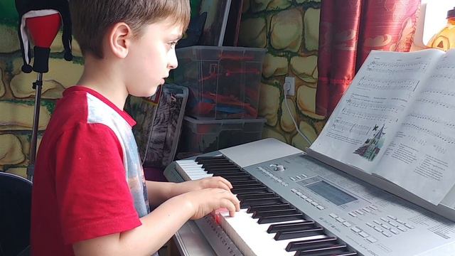 Europäische Klavierschule. Игра на синтезаторе. Менуэт. Fritz Emonts, Easy Piano