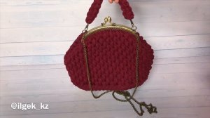 Сумочка с фермуаром из трикотажной пряжи