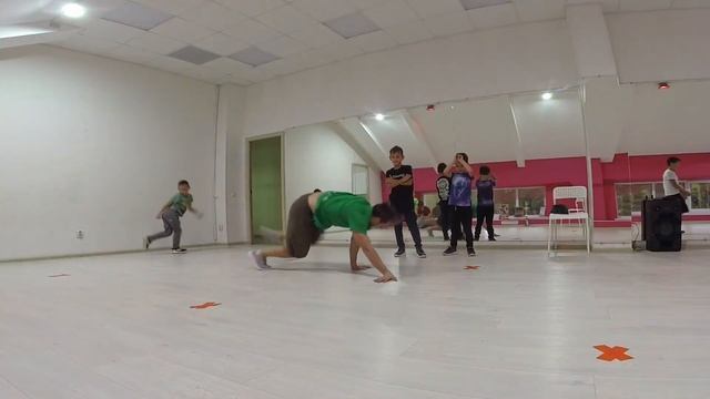 bboy zmey (27.09.20) смотреть онлайн