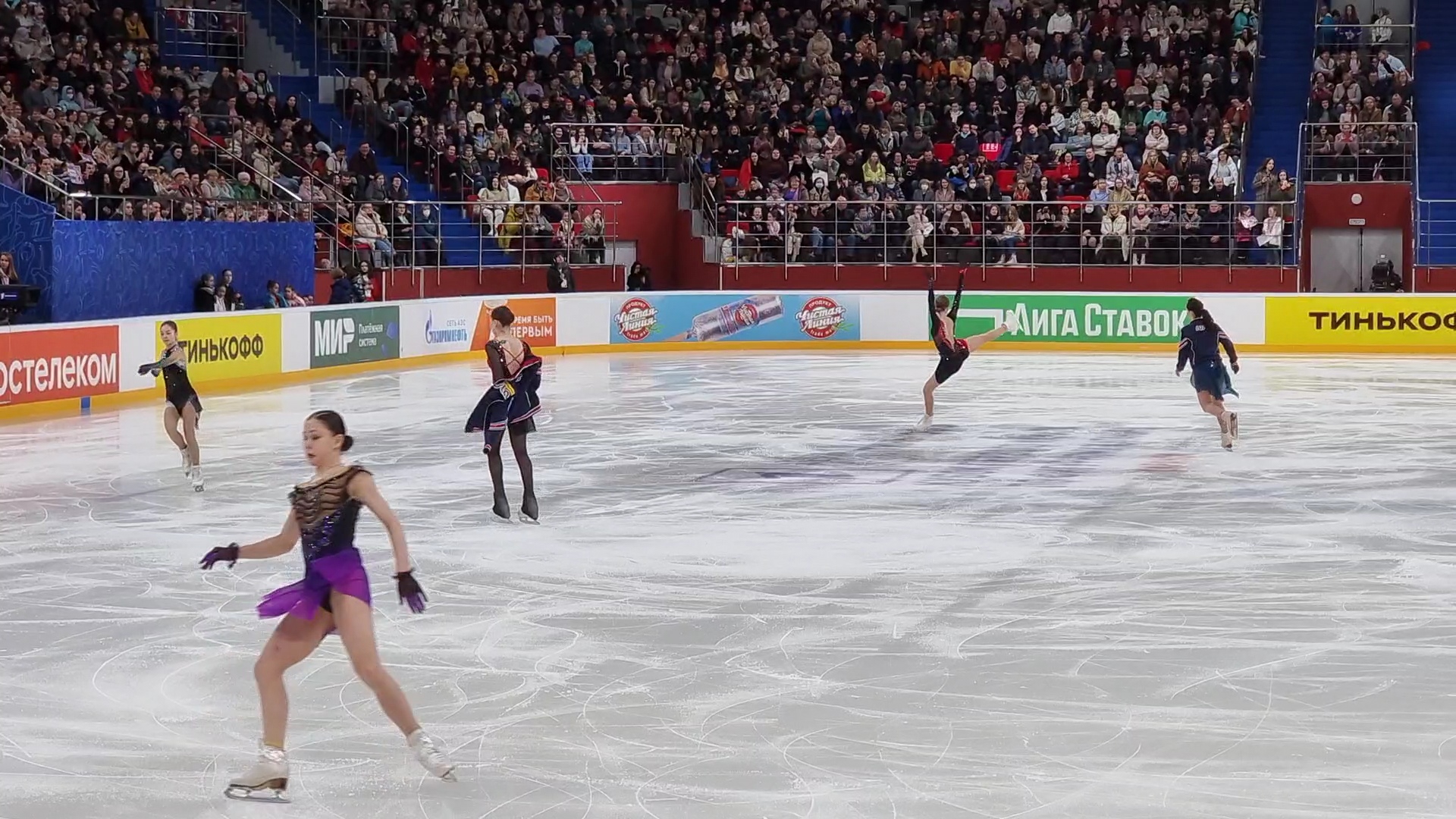 Женская разминка перед произвольными программами, Кубок Первого канала 2022 (FHD, 60fps) смотреть онлайн