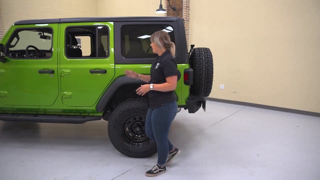 Lifted Jeep Wrangler JL Budget Build 🚙 | Daily Driven Custom Jeep Wrangler JL Build - Throttle Out смотреть онлайн
